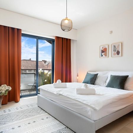 City Apartment 3 Bedroom, Kitchen, Wifi, Workspace, Coffee, Central Hasselt Extérieur photo
