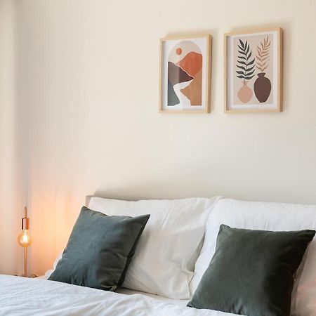 City Apartment 3 Bedroom, Kitchen, Wifi, Workspace, Coffee, Central Hasselt Extérieur photo