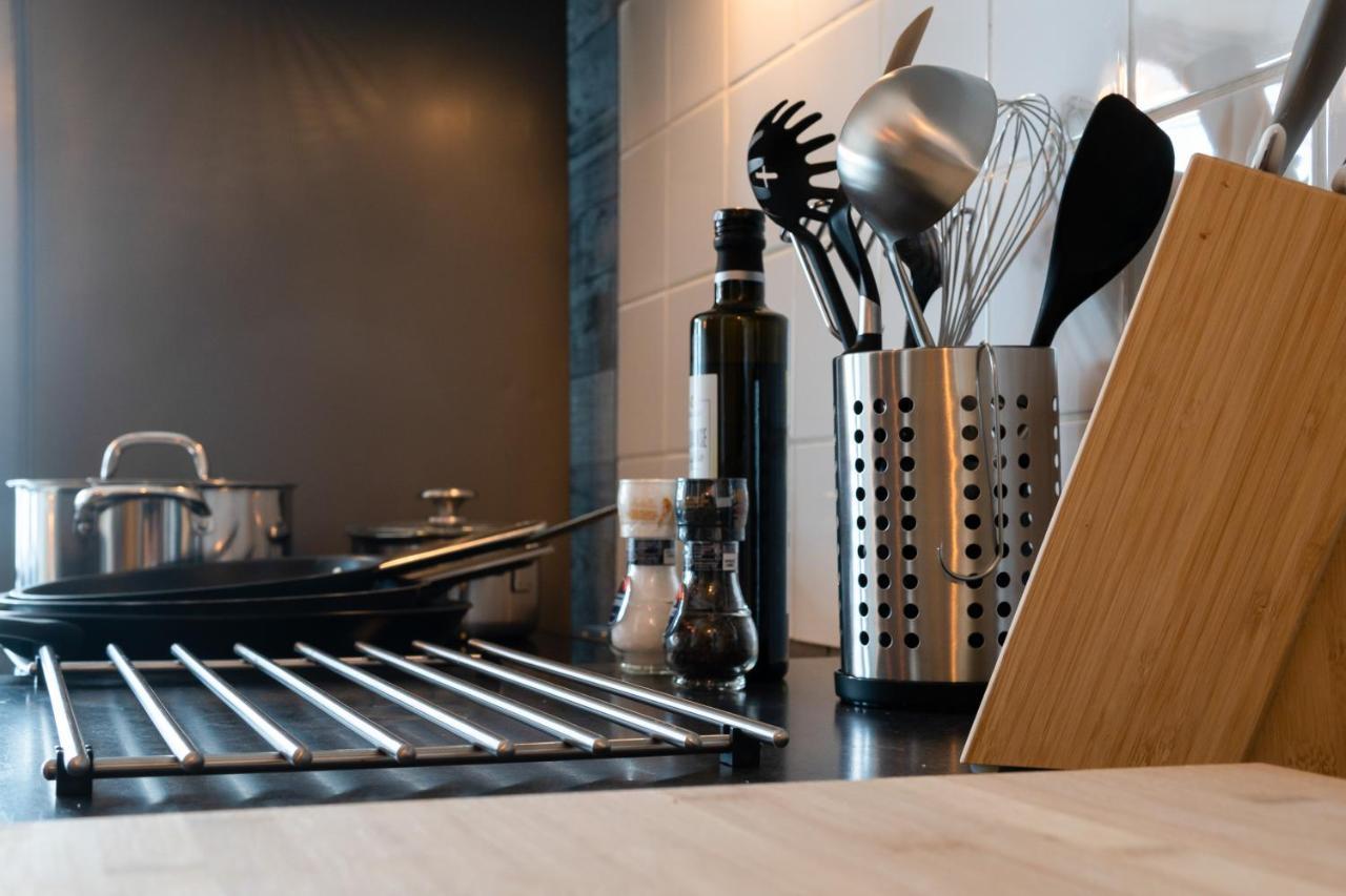 City Apartment 3 Bedroom, Kitchen, Wifi, Workspace, Coffee, Central Hasselt Extérieur photo