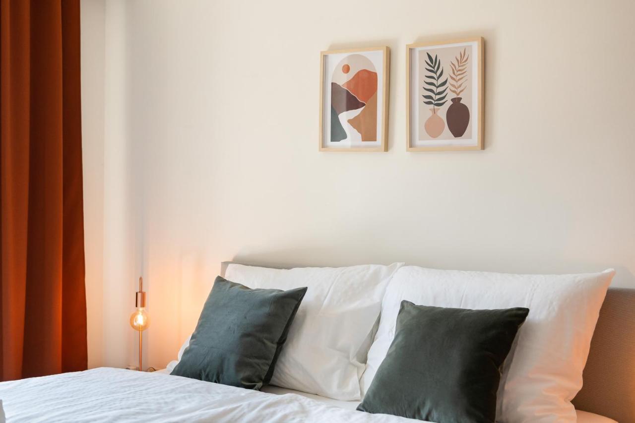 City Apartment 3 Bedroom, Kitchen, Wifi, Workspace, Coffee, Central Hasselt Extérieur photo