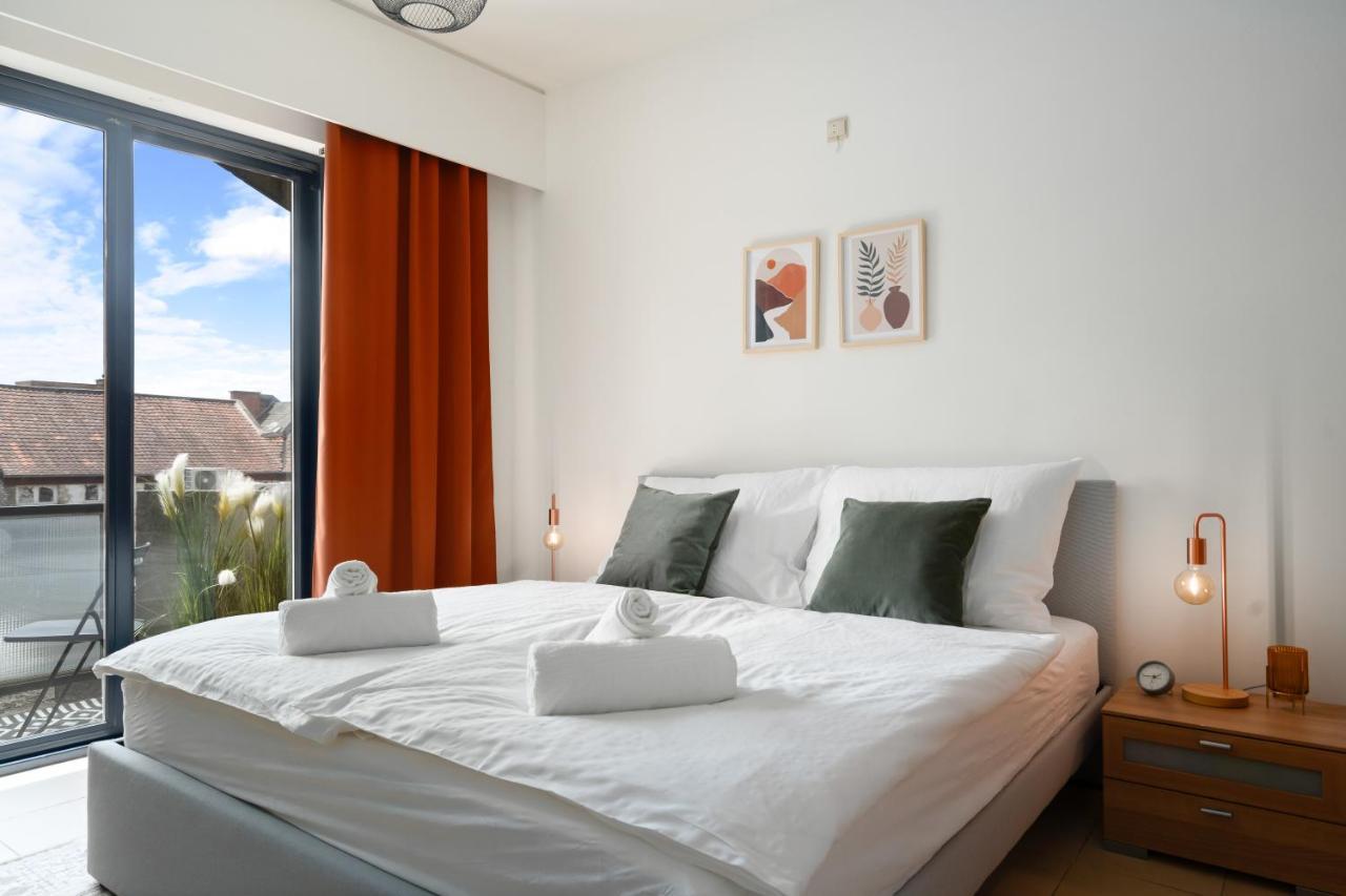 City Apartment 3 Bedroom, Kitchen, Wifi, Workspace, Coffee, Central Hasselt Extérieur photo